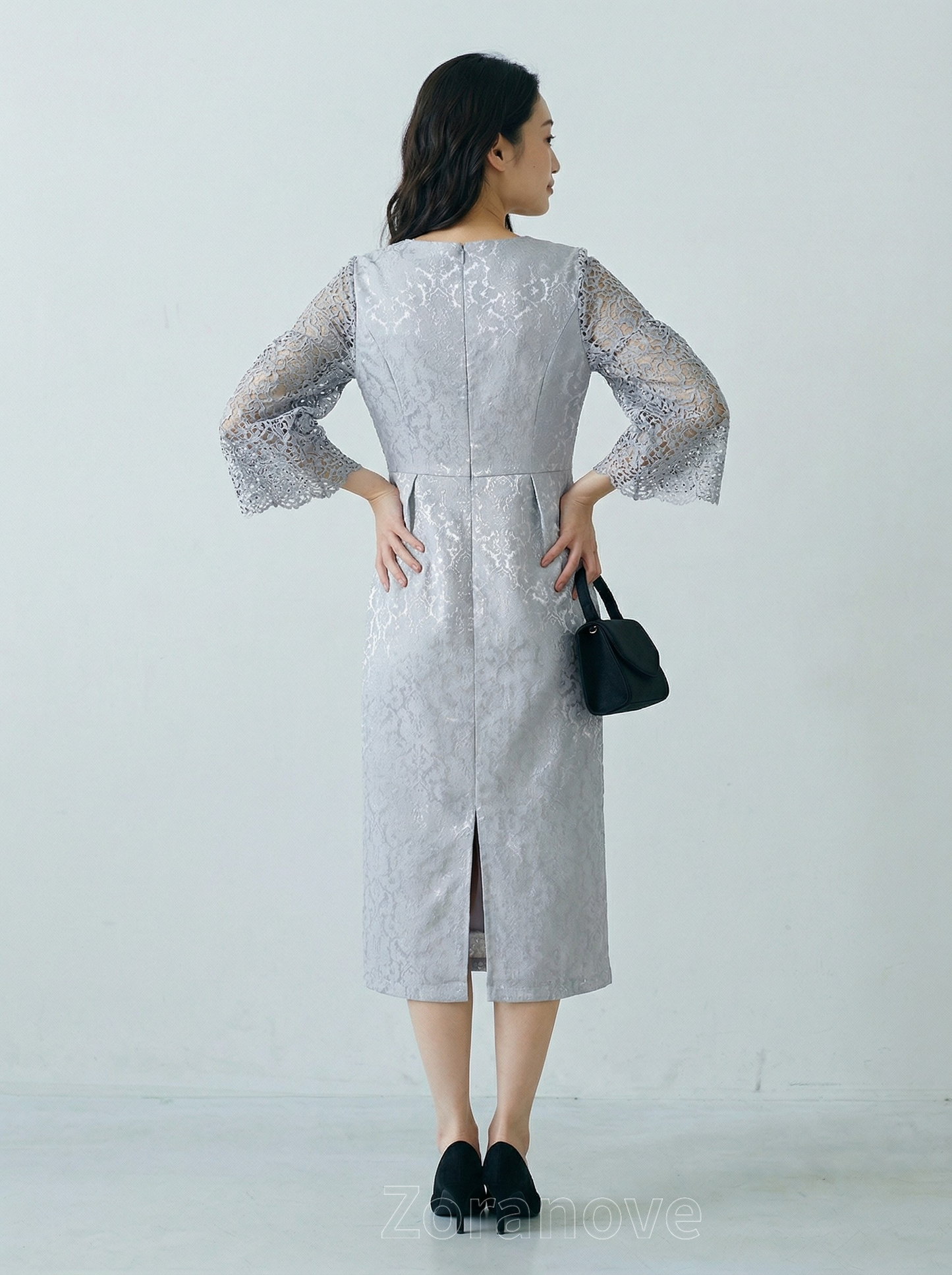 喇叭袖蕾絲拼接收腰直筒連身裙