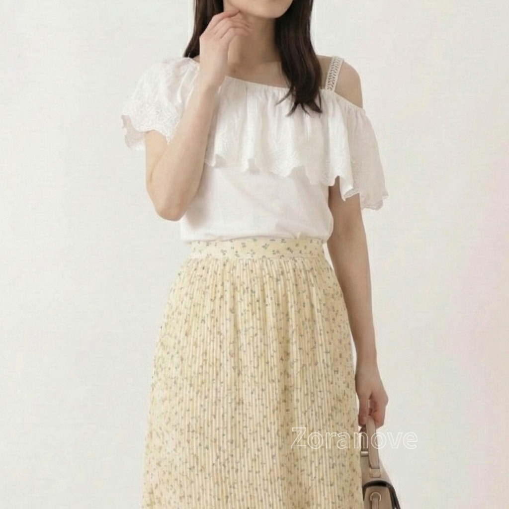 純白一字領露肩荷葉邊短袖T恤