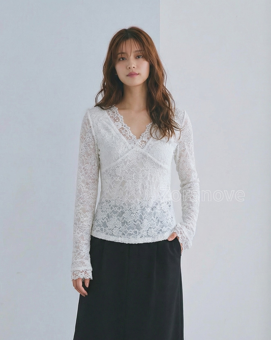 杏色蕾絲V領修身內搭上衣