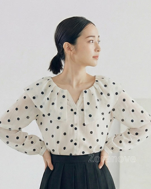 淺米色波點飄帶領泡泡袖襯衫