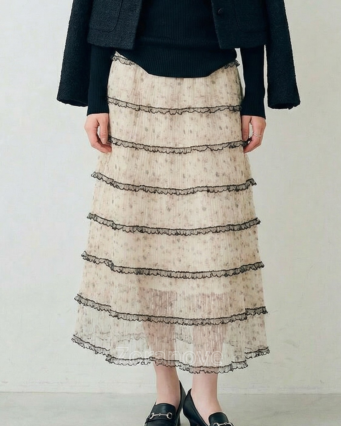 純白底色+黑邊荷葉層次蛋糕裙(無袖半身裙)