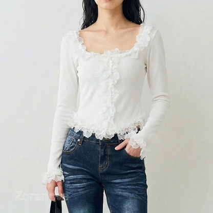 方領蕾絲滾邊修身內搭上衣
