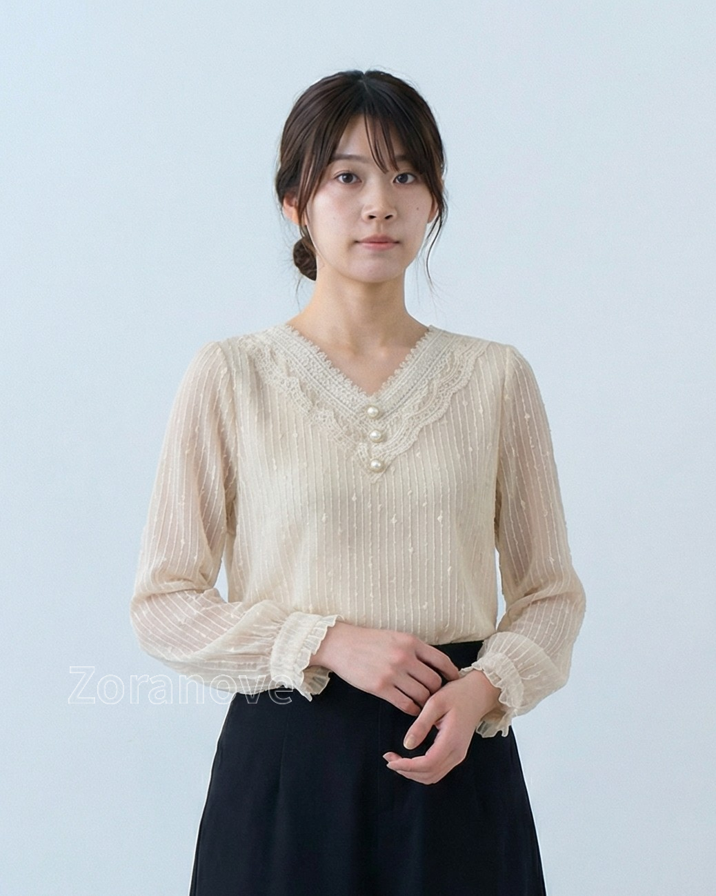 蕾絲V領珍珠鈕扣直條紋雪紡上衣