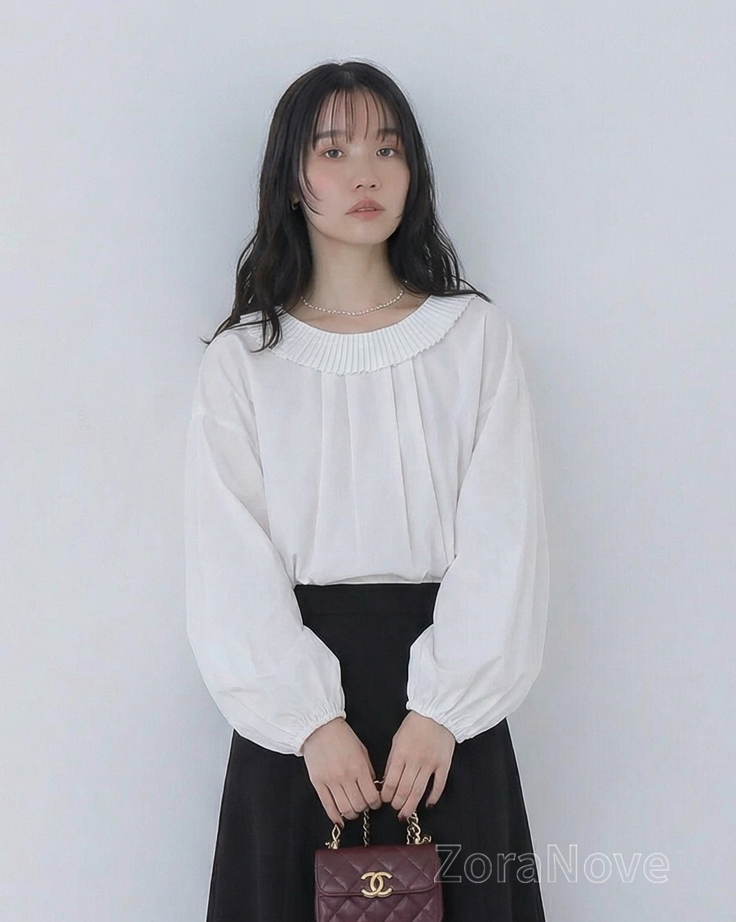 皺褶荷葉領露背綁帶襯衫