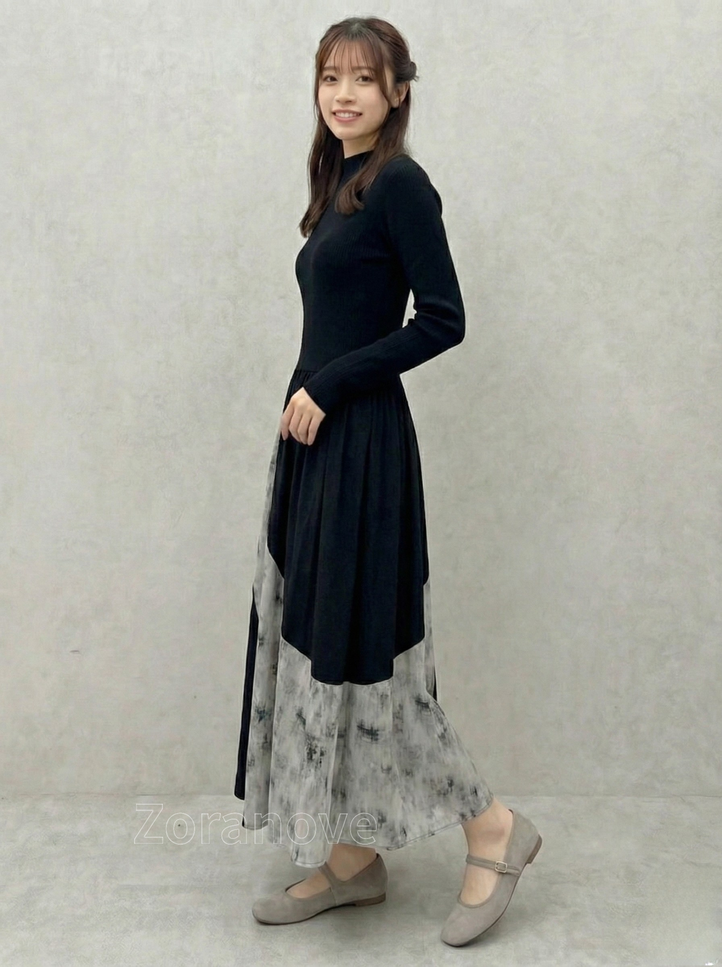 半高領拼接百褶針織洋裝