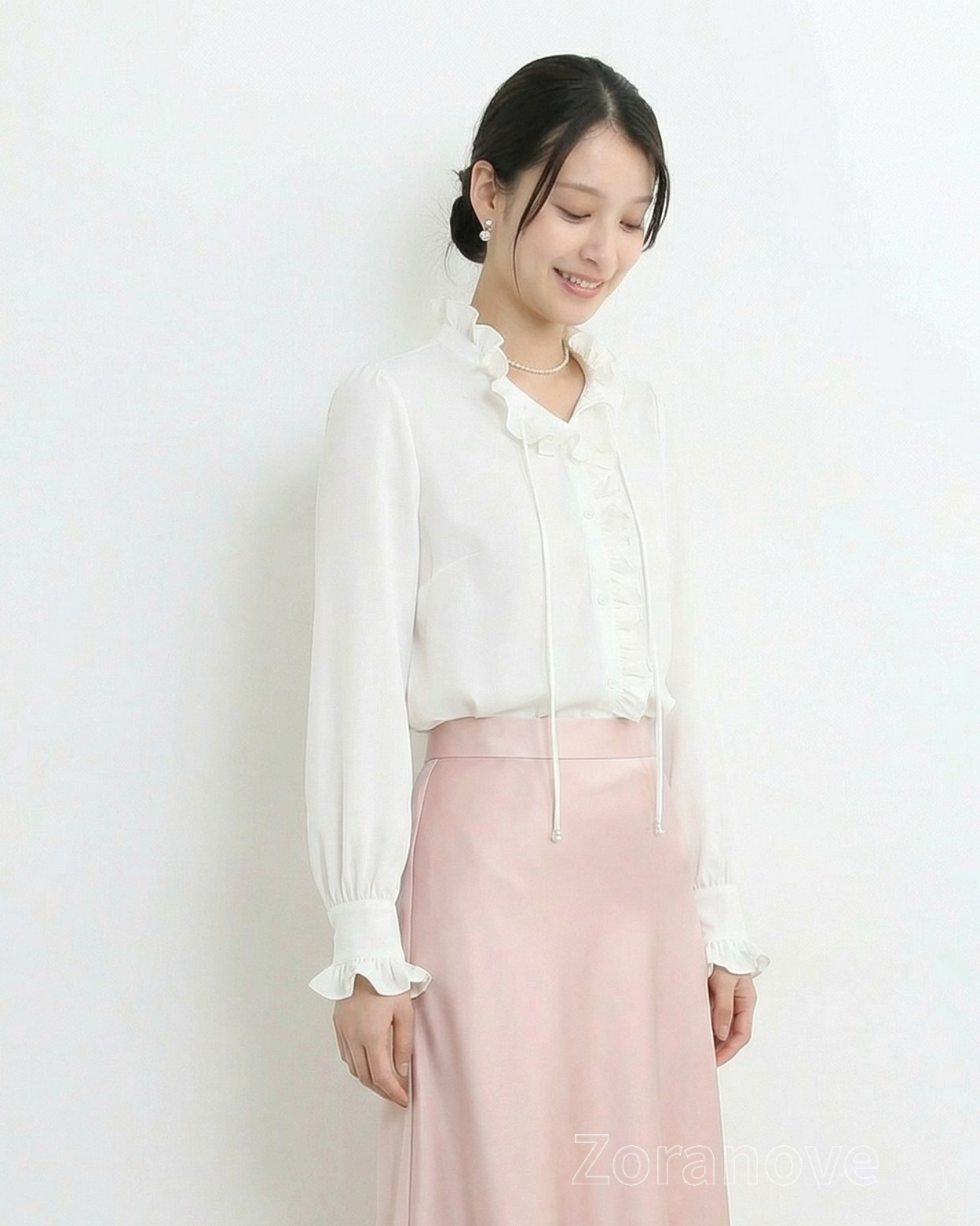 荷葉邊立領綁帶長袖襯衫