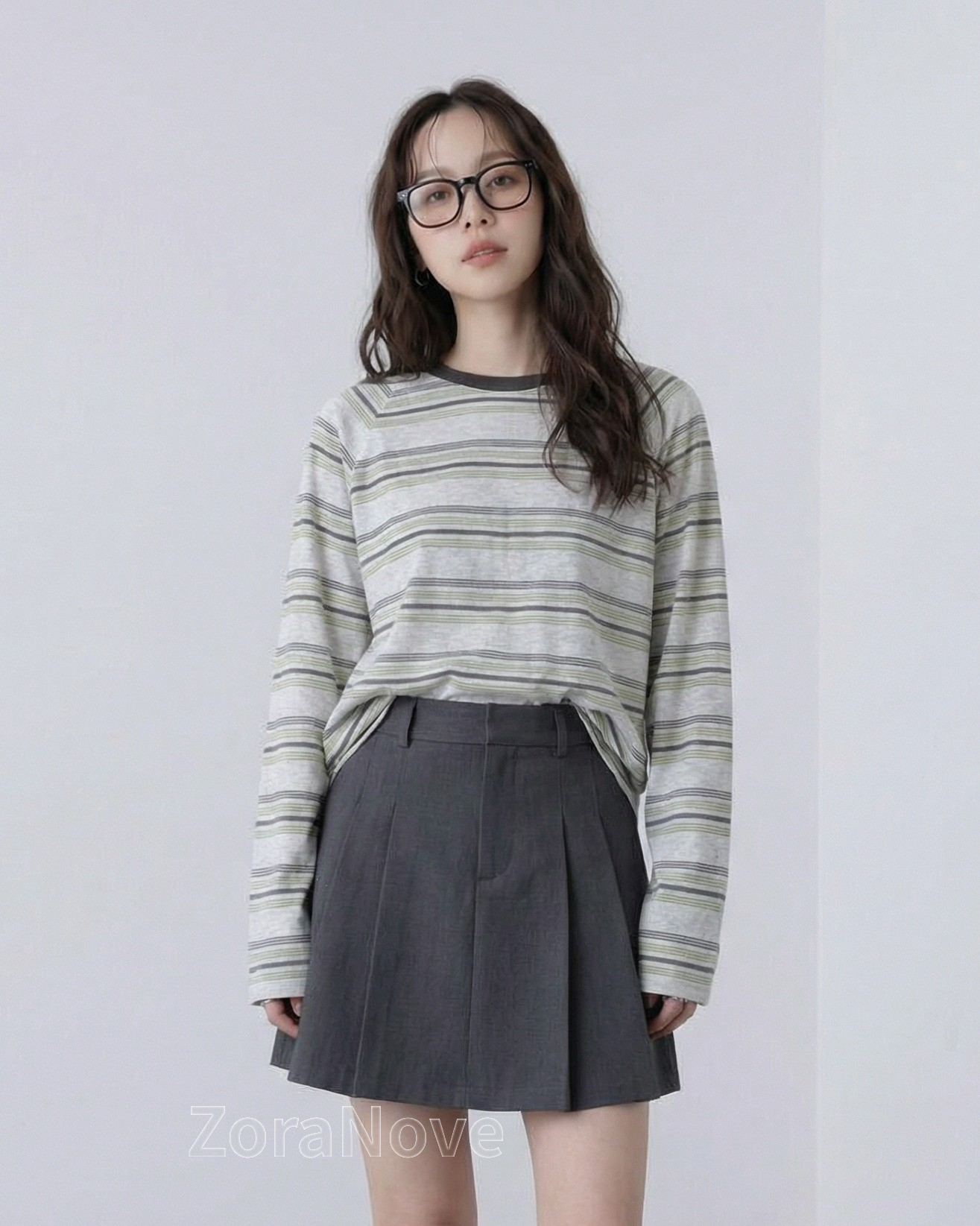 深綠色條紋寬鬆落肩長袖T恤