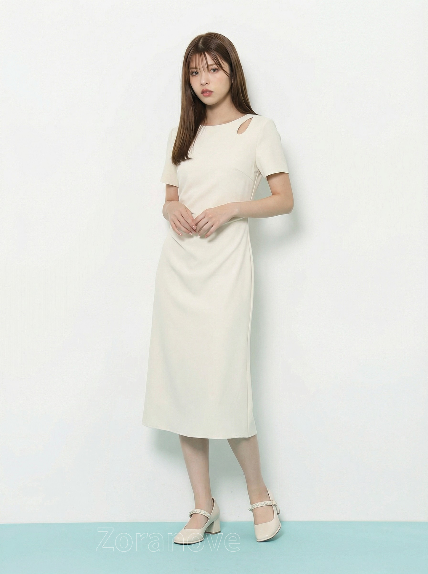 肩部鏤空收腰A字短袖洋裝