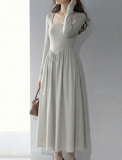 方領修身剪裁＋下擺大擺針織連身裙