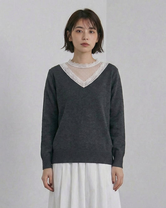 蕾絲V領修身針織上衣｜營造疊穿視覺效果