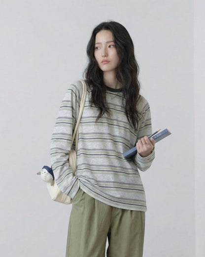 深綠色條紋寬鬆落肩長袖T恤