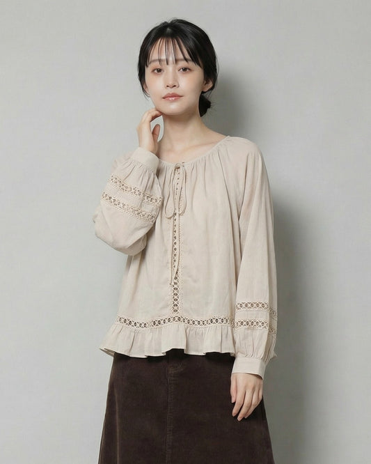 抽繩一字領蕾絲拼接荷葉邊襯衫